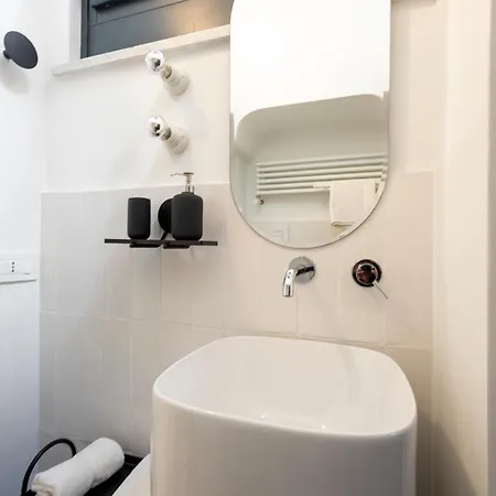 Designer Three-room 100 Meters From The Cathedral 44 *