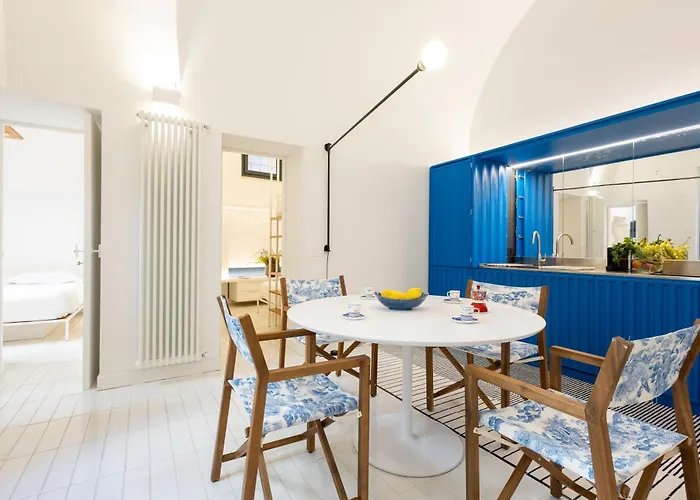 Designer Three-room 100 Meters From The Cathedral 44