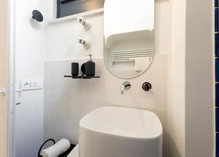 Designer Three-room 100 Meters From The Cathedral 44 *