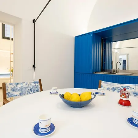 Designer Three-room 100 Meters From The Cathedral 44 Амальфи