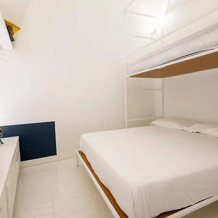 Designer Three-room 100 Meters From The Cathedral 44 * Амальфи