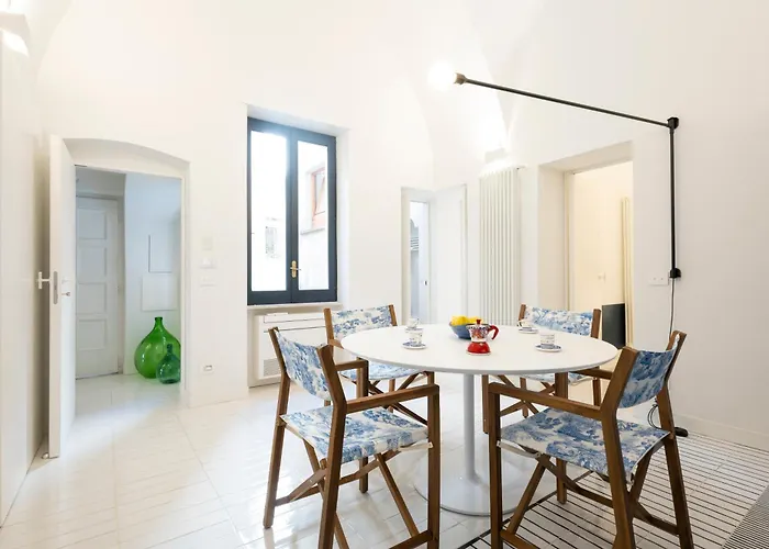 Designer Three-room 100 Meters From The Cathedral 44